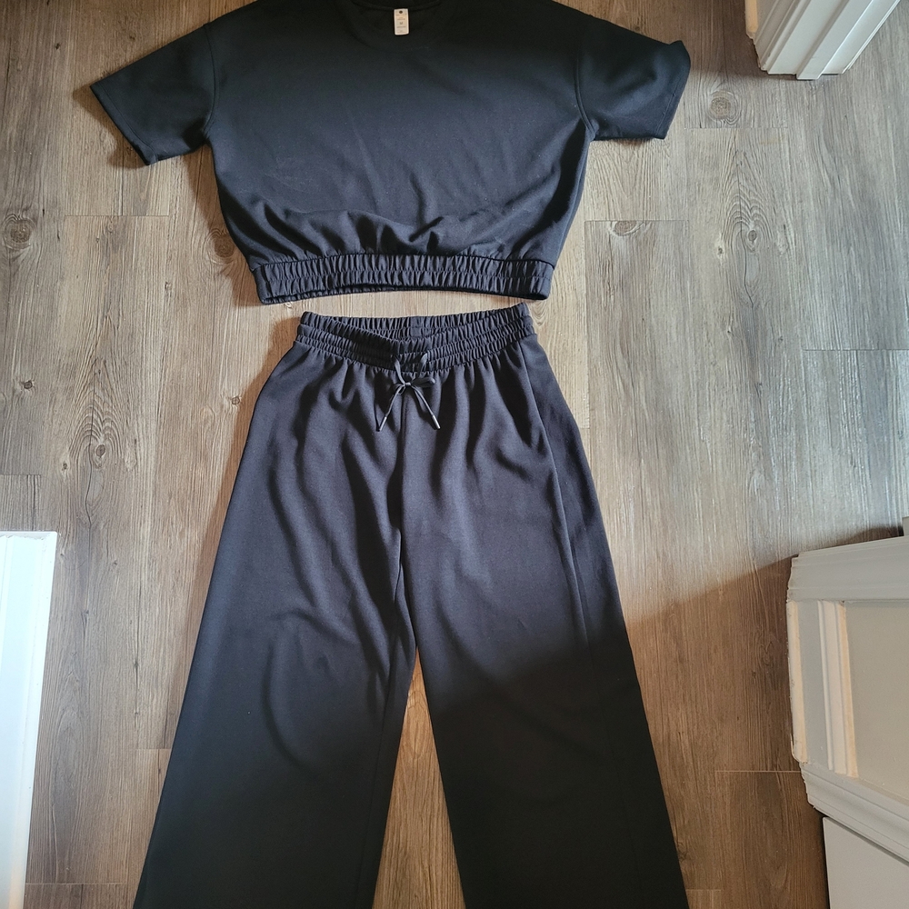Yogalicious Black Wide-Leg Lounge Pants with Drawstring Waist
